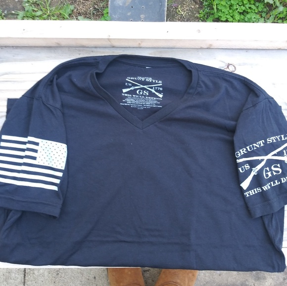 Grunt Style Basic V-Neck Mens T-Shirt